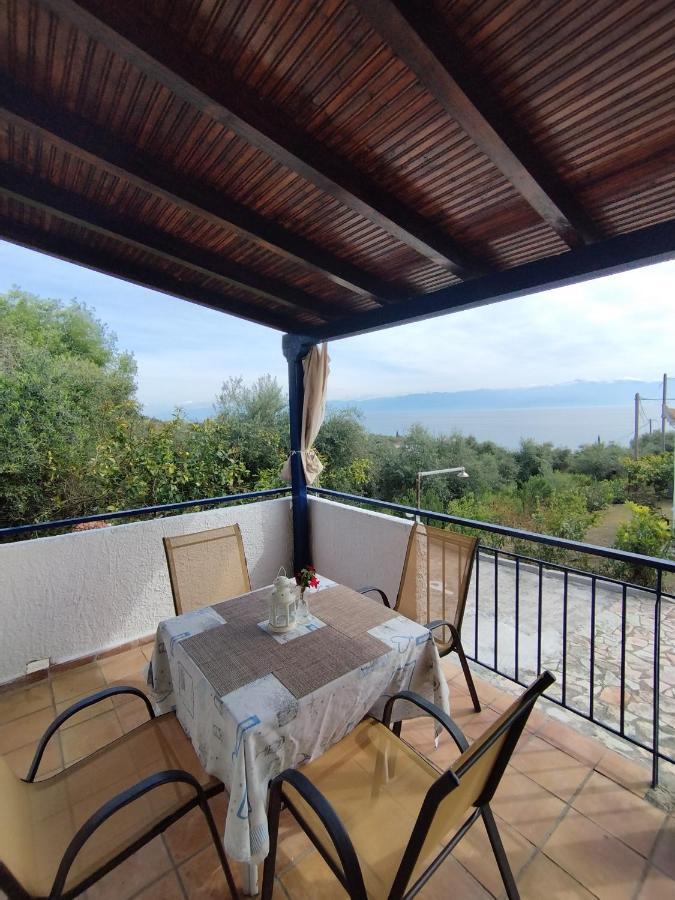 Takis Haikos House Two Minutes Walk To The Beach Peroulia Вунарія Екстер'єр фото