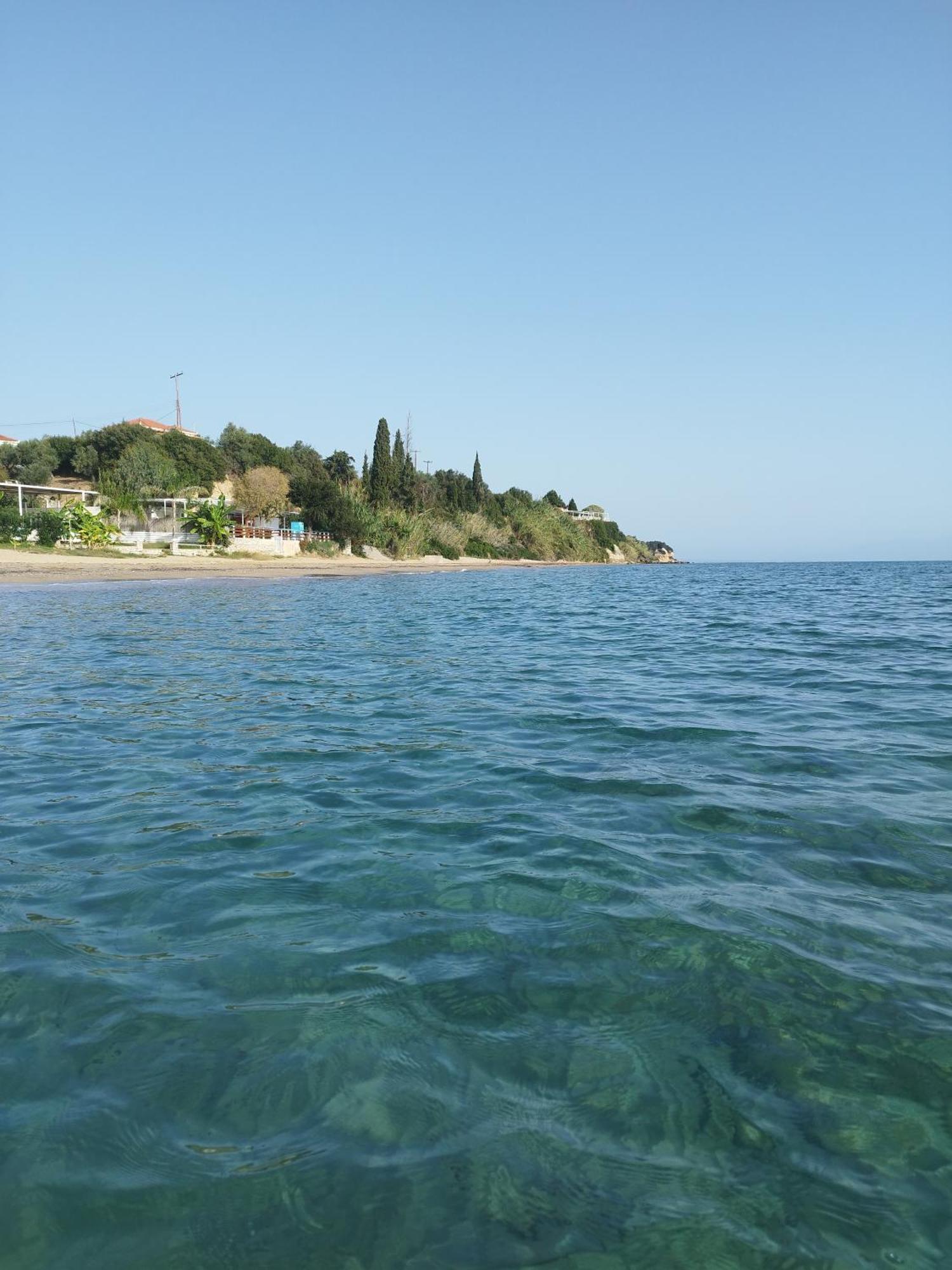 Takis Haikos House Two Minutes Walk To The Beach Peroulia Вунарія Екстер'єр фото